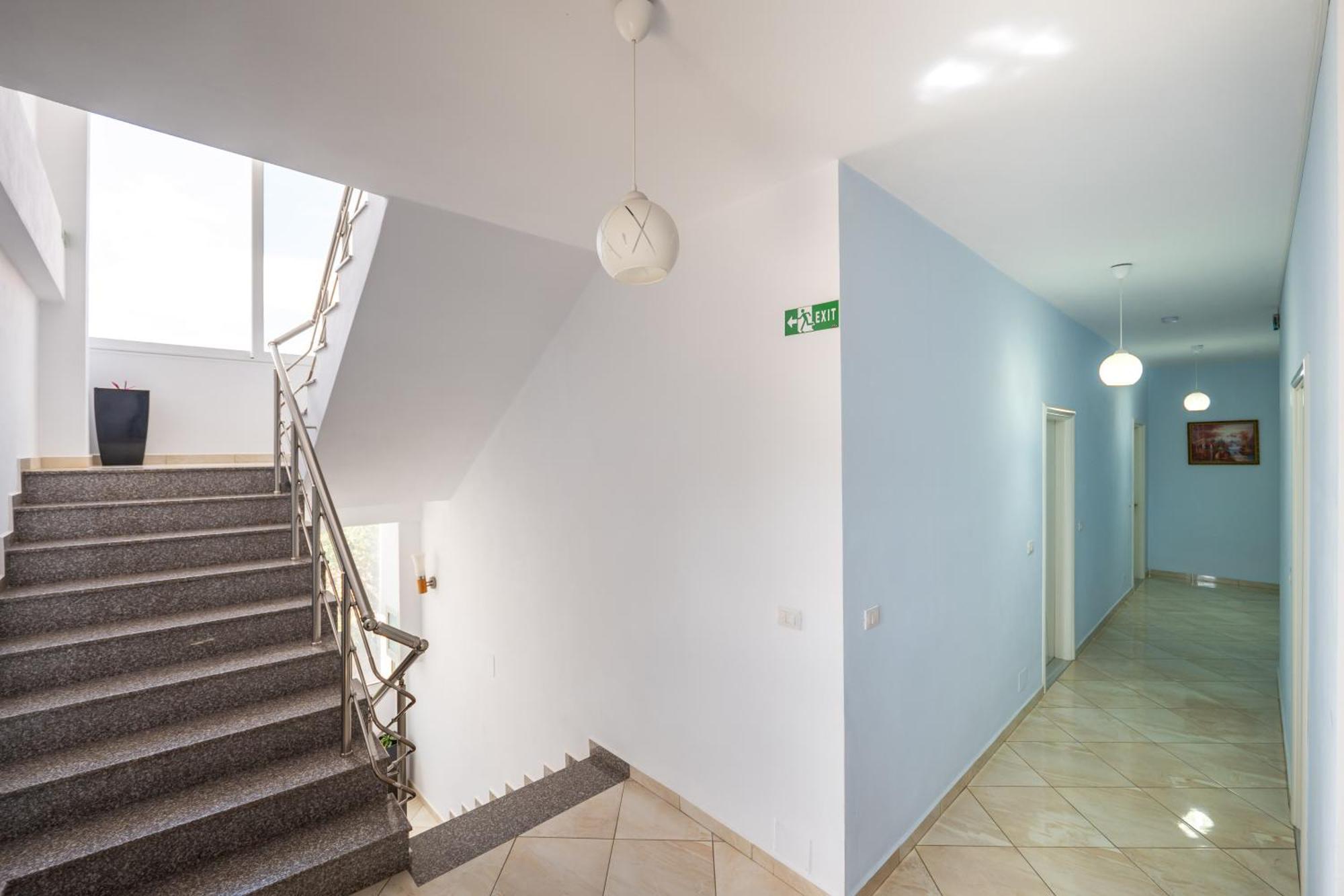 Hotel Artur2 Ксамил Екстериор снимка