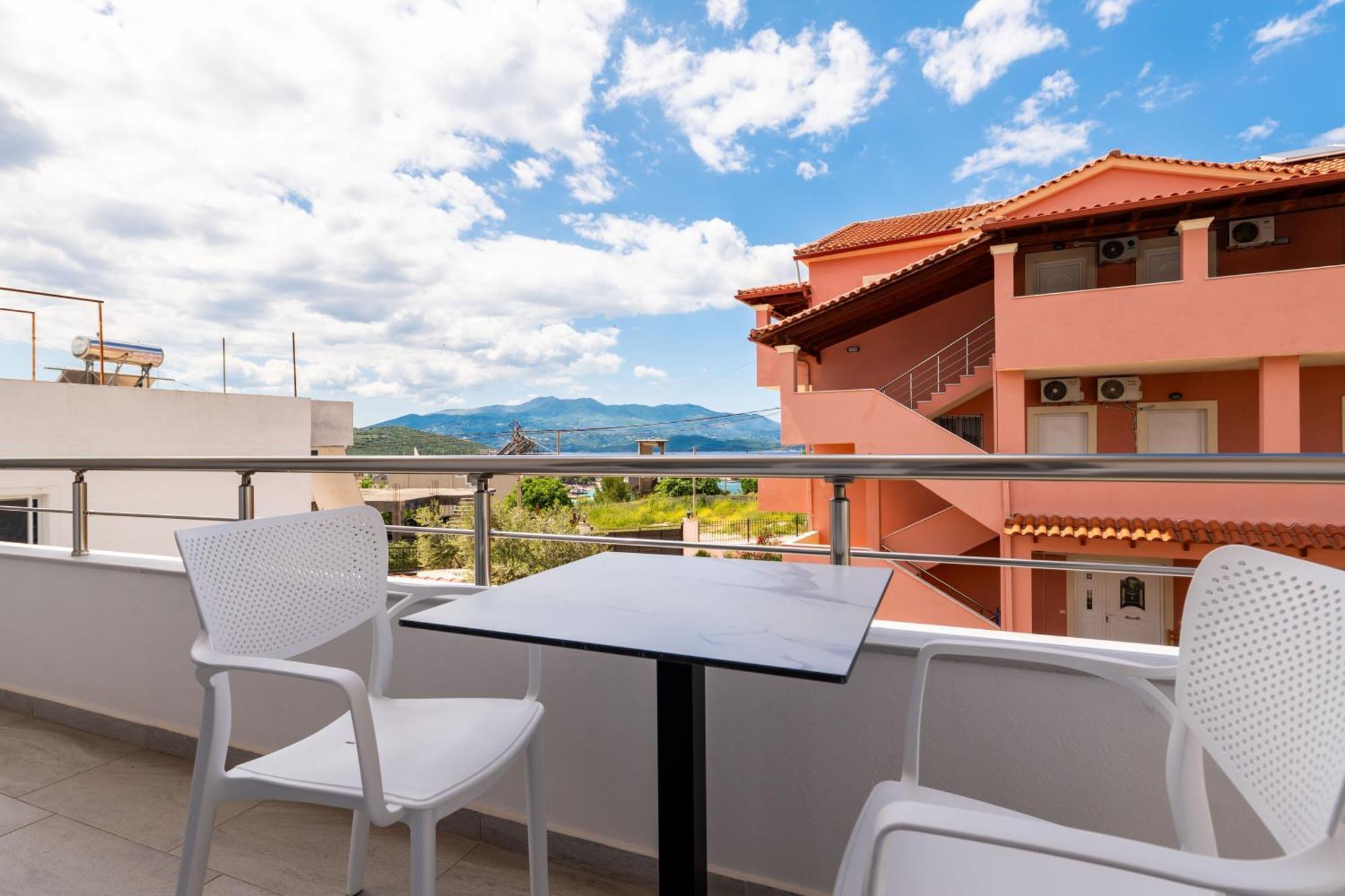 Hotel Artur2 Ксамил Екстериор снимка