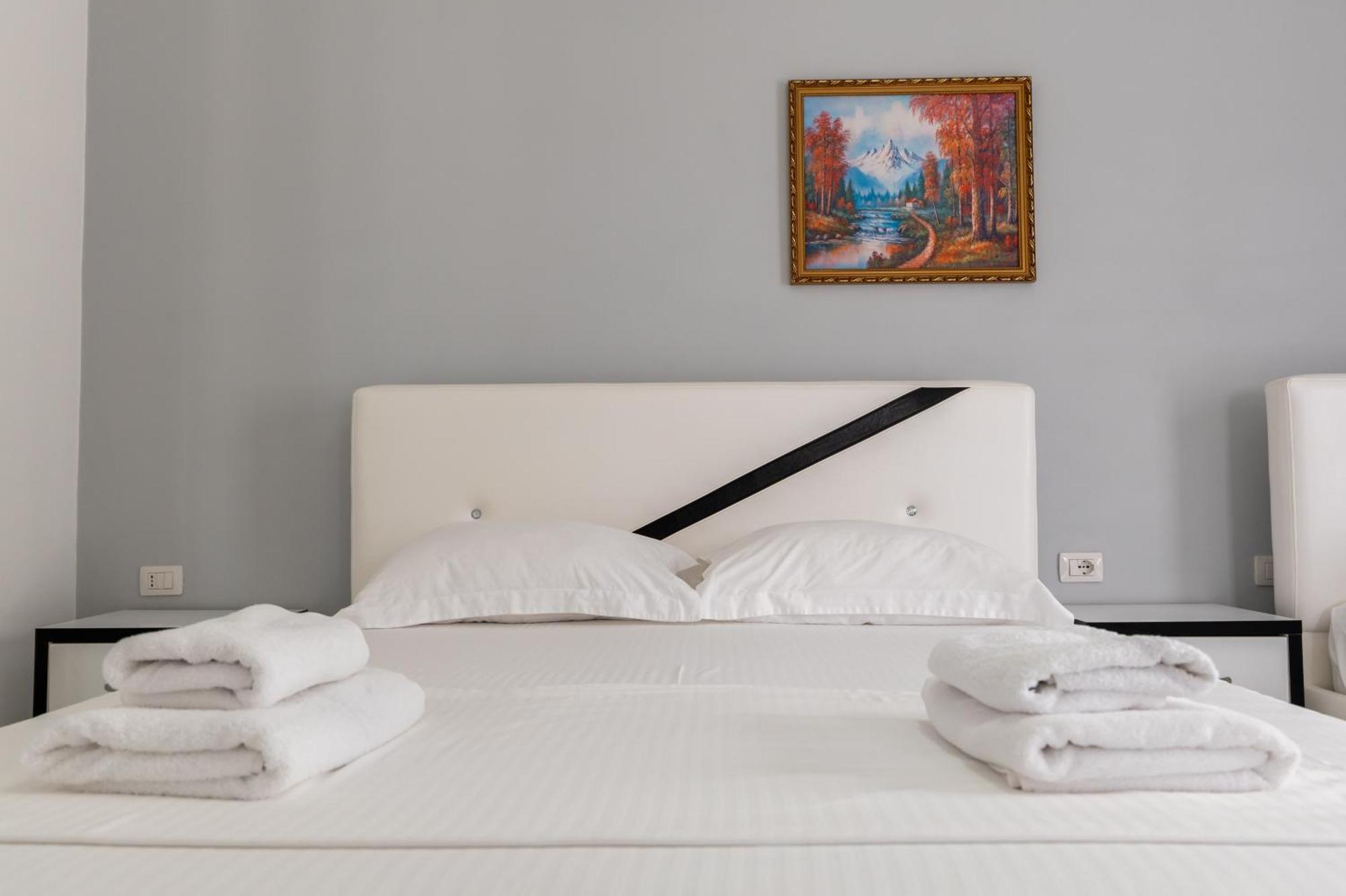 Hotel Artur2 Ксамил Екстериор снимка