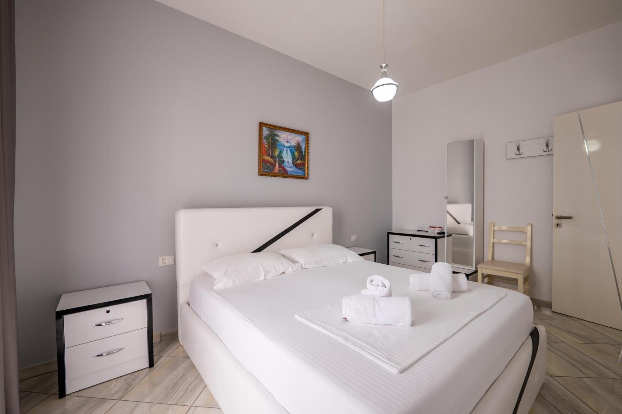 Hotel Artur2 Ксамил Екстериор снимка