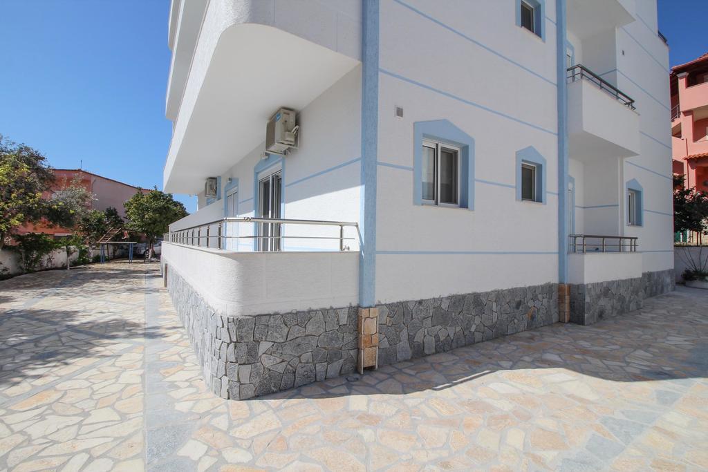 Hotel Artur2 Ксамил Екстериор снимка